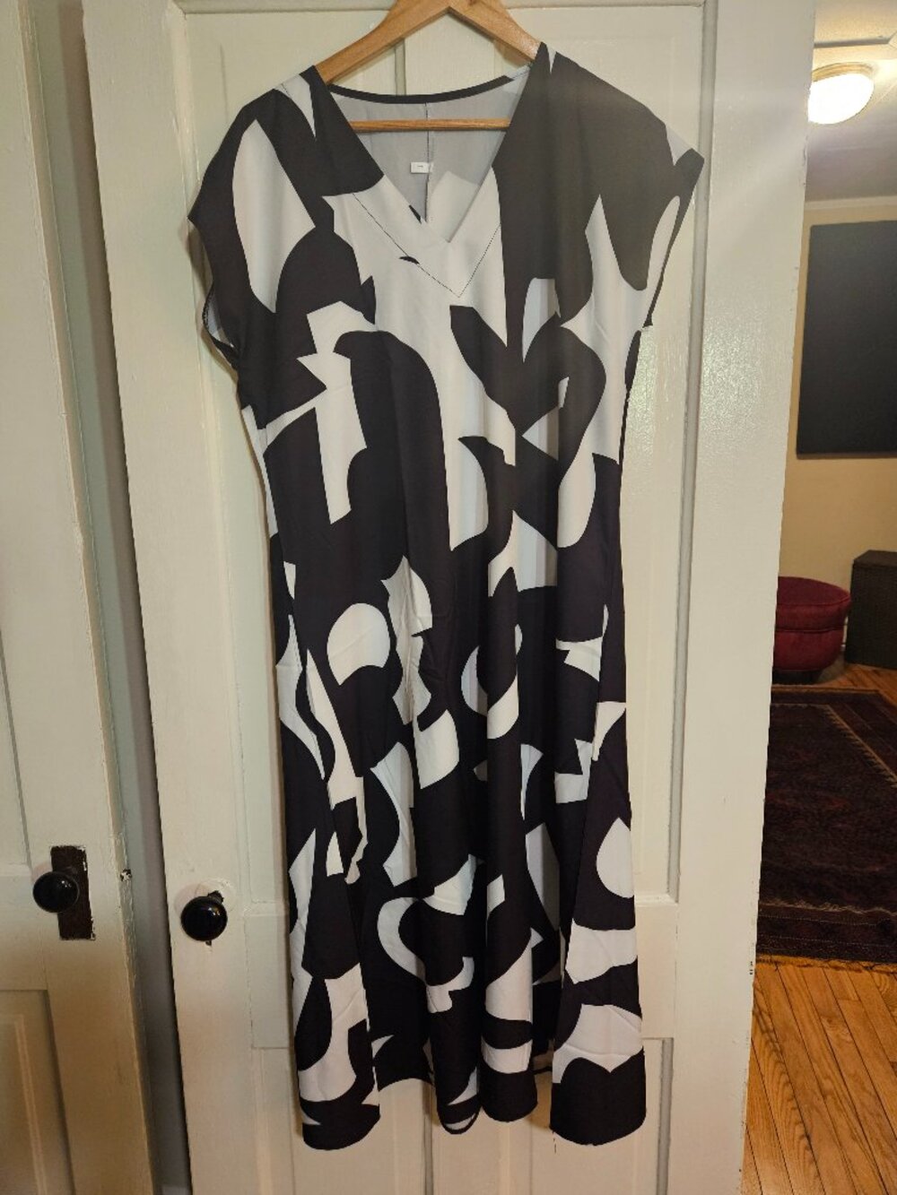 Black and white modern womens summer dress size 12